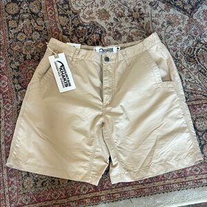 Mountain Khakis Men's Tan Shorts NWT